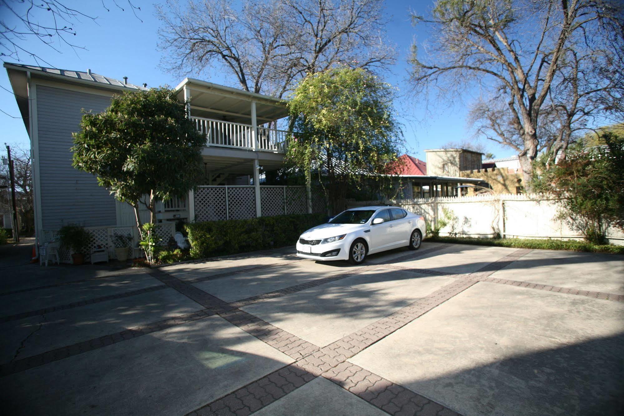 Brackenridge House Bed And Breakfast サンアントニオ エクステリア 写真